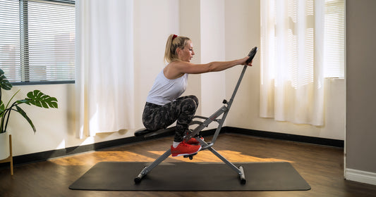Sunny trainer is row-n-riding