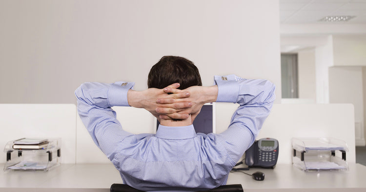 6 of the Best Office Exercises to Do at Your Desk