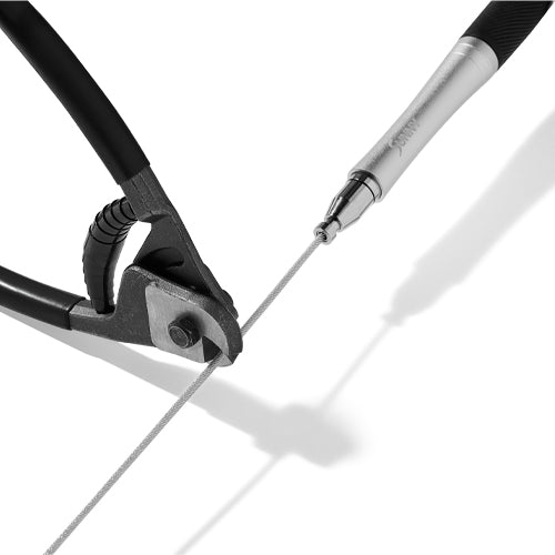 Adjustable Length | Adjust the rope length effortlessly with the push of a button and trimming off any excess to fit your size. This rope can be trimmed for any adult height.