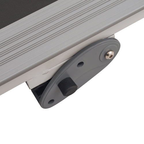 INCLINE | Manually adjust the incline with 3 settings at 0°, -1.65°, -2.8° or 0%, 2.9%, 4.9%.