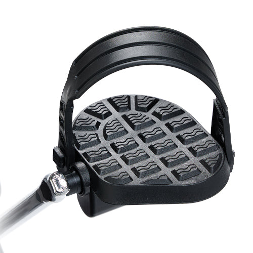 SELF LEVELING FOOT PEDALS | The non-slip adjustable foot pedals have a large surface area to push hard and keep users' feet stable during the entire pedal stroke. 