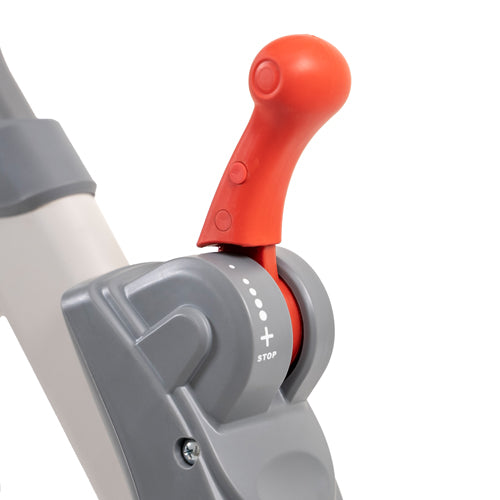 RESISTANCE LEVELS | The 7-levels of magnetic resistance can easily and quickly be adjusted with the resistance lever. Each level of change will produce an audible click to keep you aware of your setting.