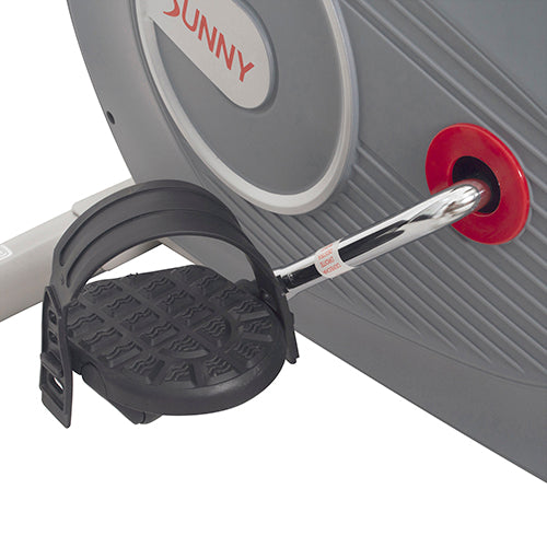 NON-SLIP PEDAL W/ ADJUSTABLE STRAP | Get optimal support when you slide your feet into the wide foot pedals with straps.