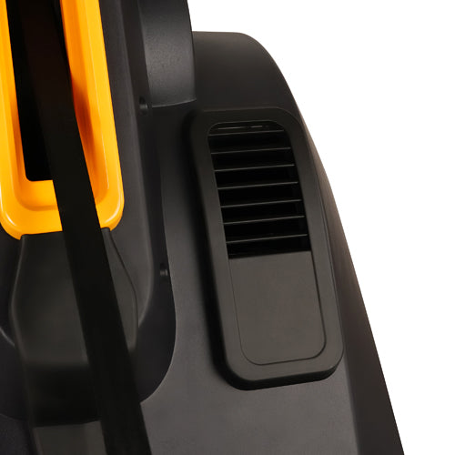 POWERFUL AIR RESISTANCE |  Air resistance is progressive resistance: The harder you pull against the fan, the more intensity you’ll feel.