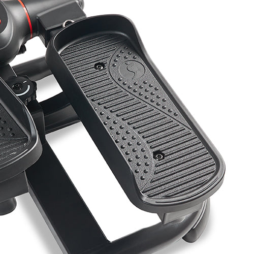 Non-Slip Foot Pedal | The textured non-slip surface keeps your feet firmly planted through every step. Feel secure during your most intense intervals knowing your feet are stabilized.
