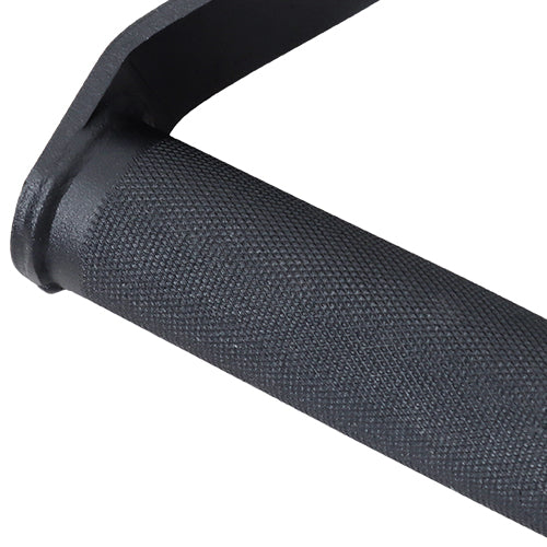 KNURLED PATTERNED GRIP | Diamond knurled handles are designed for comfort, so your hands and palm won’t be scratched and/or cut while lifting heavier weights. Knurling is optimal for supplementing your own grip strength and helping correct hand placement.