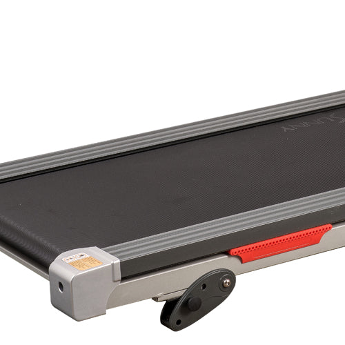ADJUSTABLE INCLINE | The incline feature is a great way to maximize workout intensity without increasing the time or speed of the workout. 3 Manual incline levels. 