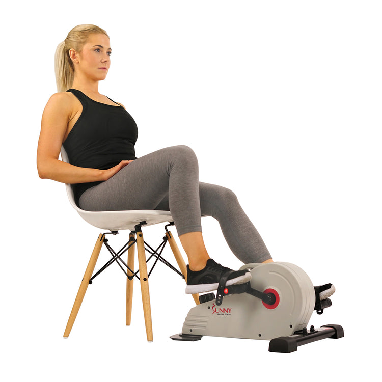 https://share.sunnyfit.com/web_static/op/shf_website/product_assets/product_demo_white_bg/SF-B0891_Under_Desk_Magnetic_Cycle_Pedals_Mini_Exercise_Bike_Demonstration.mp4