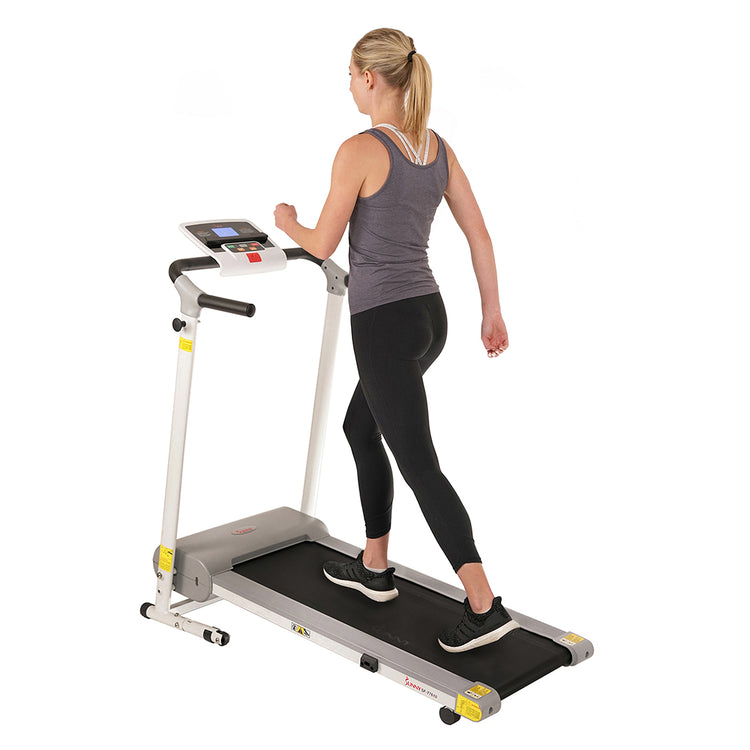 https://share.sunnyfit.com/web_static/op/shf_website/product_assets/product_demo_white_bg/SF-T7610_Easy_Assembly_Folding_Treadmill_Motorized_Compact_Demonstration.mp4
